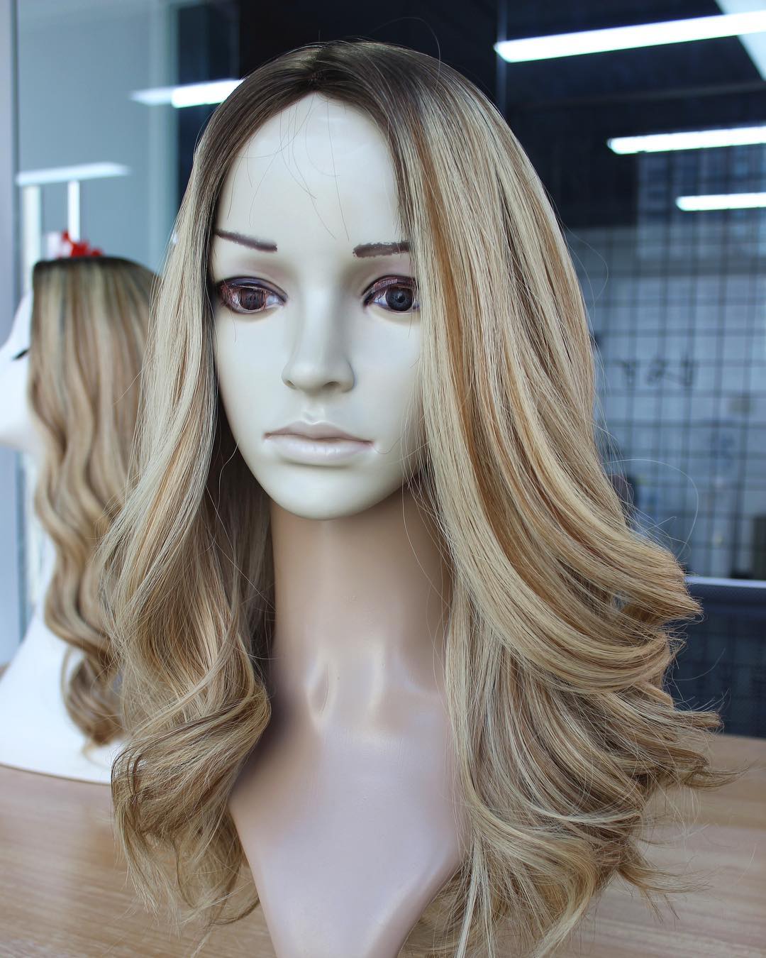 Wholesale Wigs Highlights and Rooted Jewish Wigs For Sale 